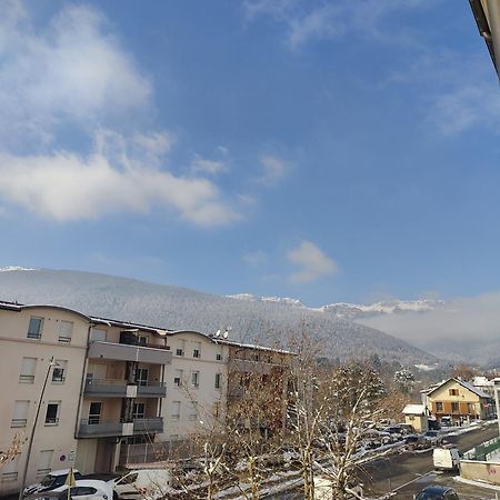Cessy Luxury Apartment «Le Jurassien», Gex-Geneve מראה חיצוני תמונה