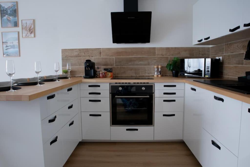 Cessy Luxury Apartment «Le Jurassien», Gex-Geneve מראה חיצוני תמונה