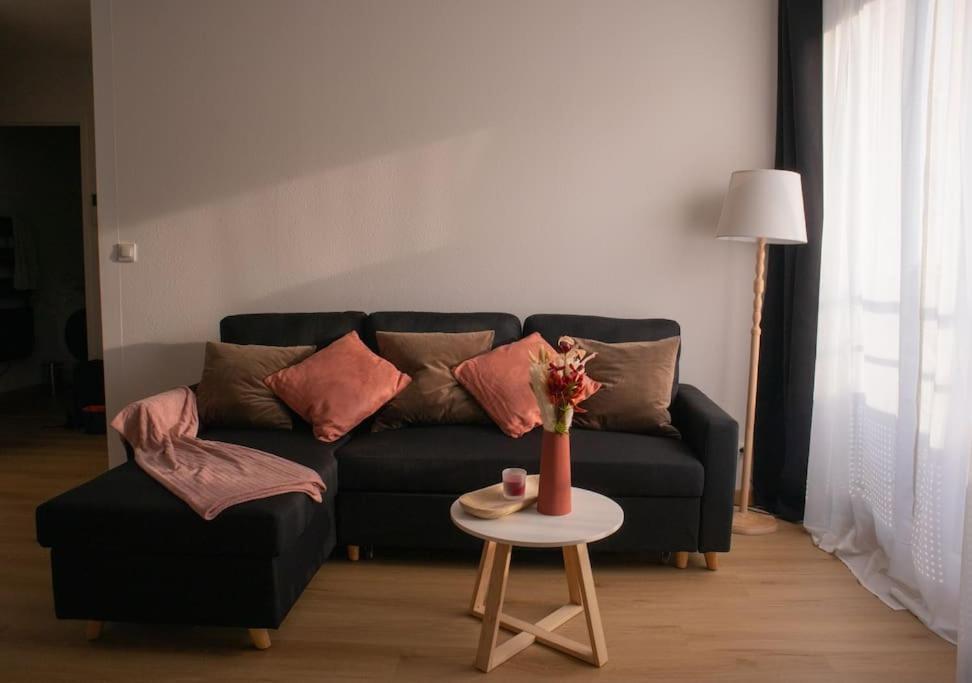 Cessy Luxury Apartment «Le Jurassien», Gex-Geneve מראה חיצוני תמונה